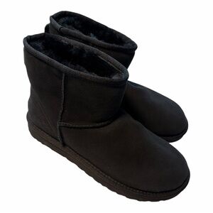 UGG Classic Mini Black Shearling Fur-Lined Boots Size 9